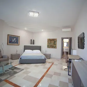 2* Guest house Imhome - Cadorna House